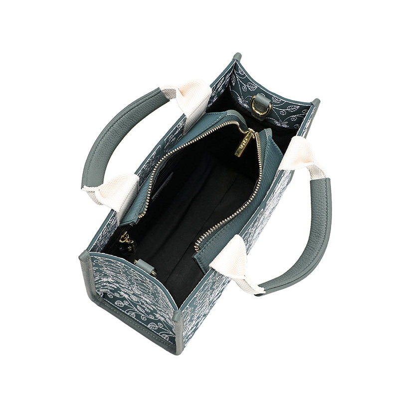 THE SMALL TOTE (2002) - CLOSETFULLOFBAGS